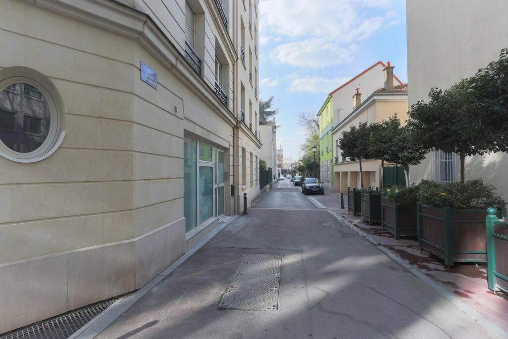 Rose, Appartement Confortable Proche Metro Μονρούζ Εξωτερικό φωτογραφία