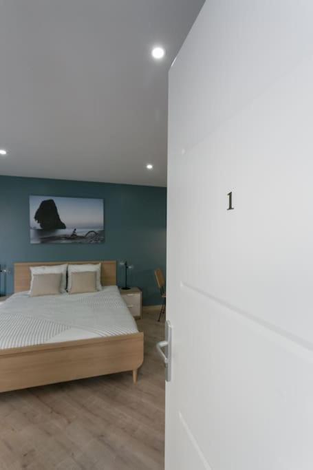 Rose, Appartement Confortable Proche Metro Μονρούζ Εξωτερικό φωτογραφία