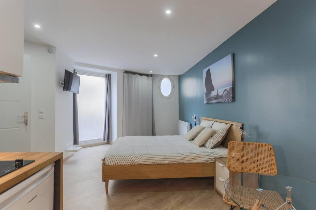 Rose, Appartement Confortable Proche Metro Μονρούζ Εξωτερικό φωτογραφία
